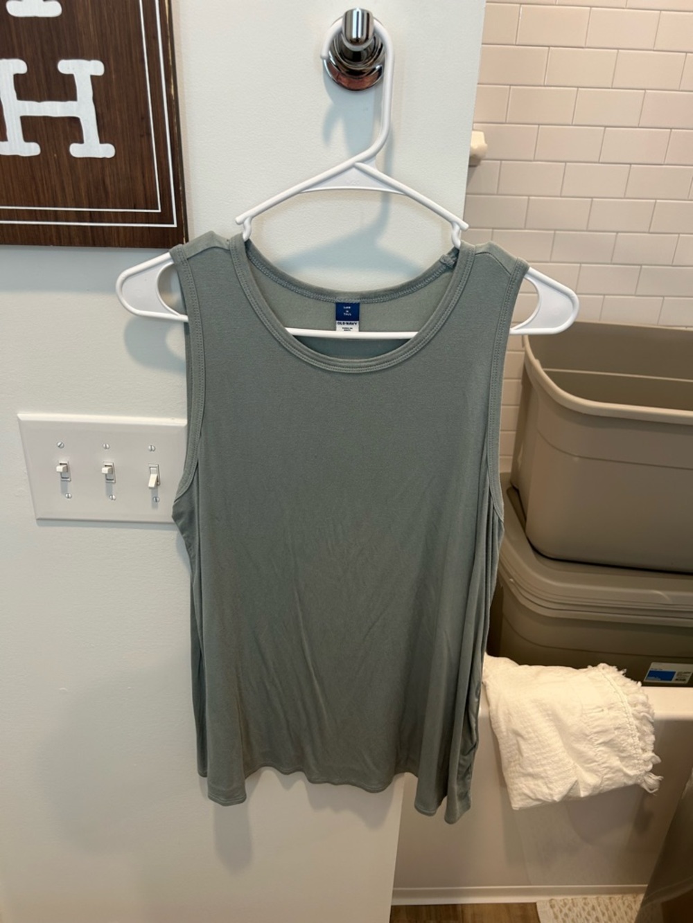 Old Navy Sleeveless Tank Top - blue